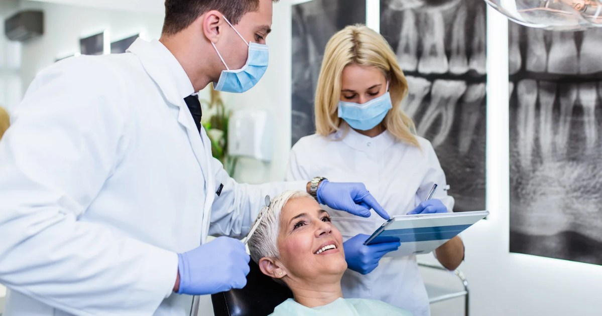 Age-Defying Smiles: Cosmetic Dentistry After 40