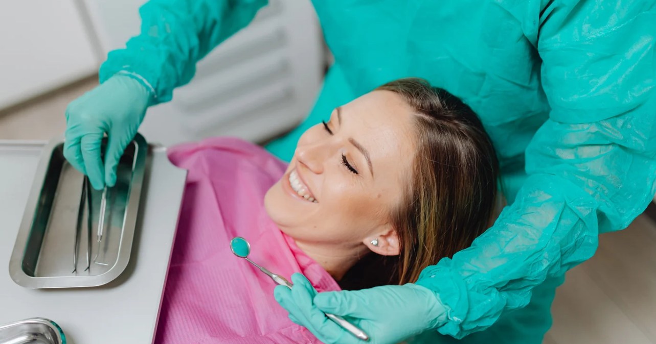 Periodontal Disease and Systemic Health: How Camrose Patients Can Reduce Heart Disease and Diabetes Risk